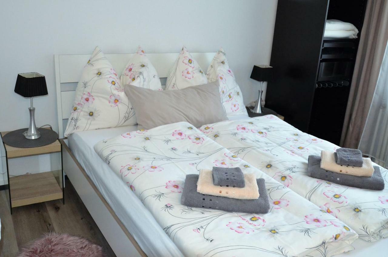 Pension & Restaurant La Amalia Bad Sauerbrunn Room photo